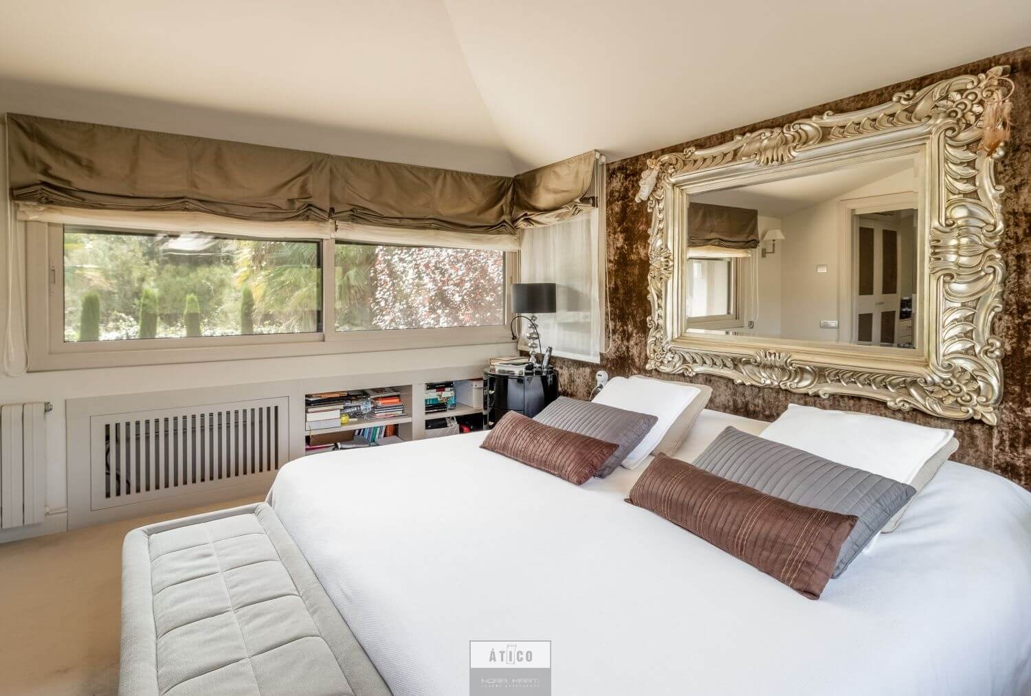 46SANT JUST MASTER BEDROOM