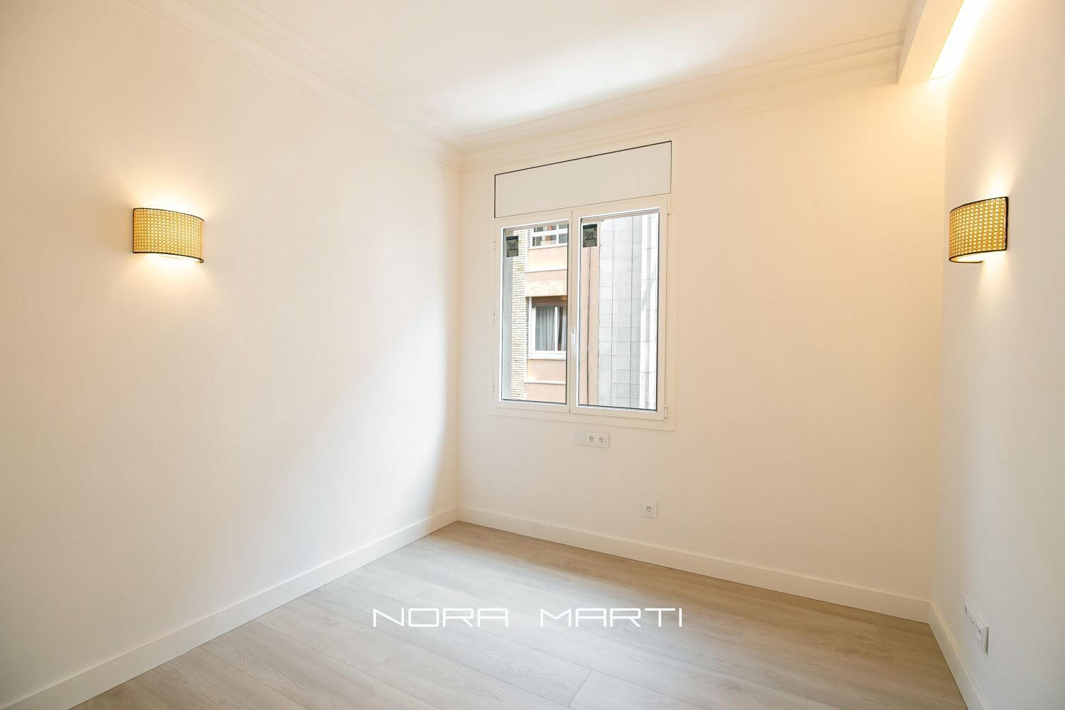 MARC AURELI-36